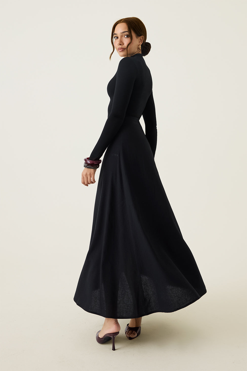 #color_black